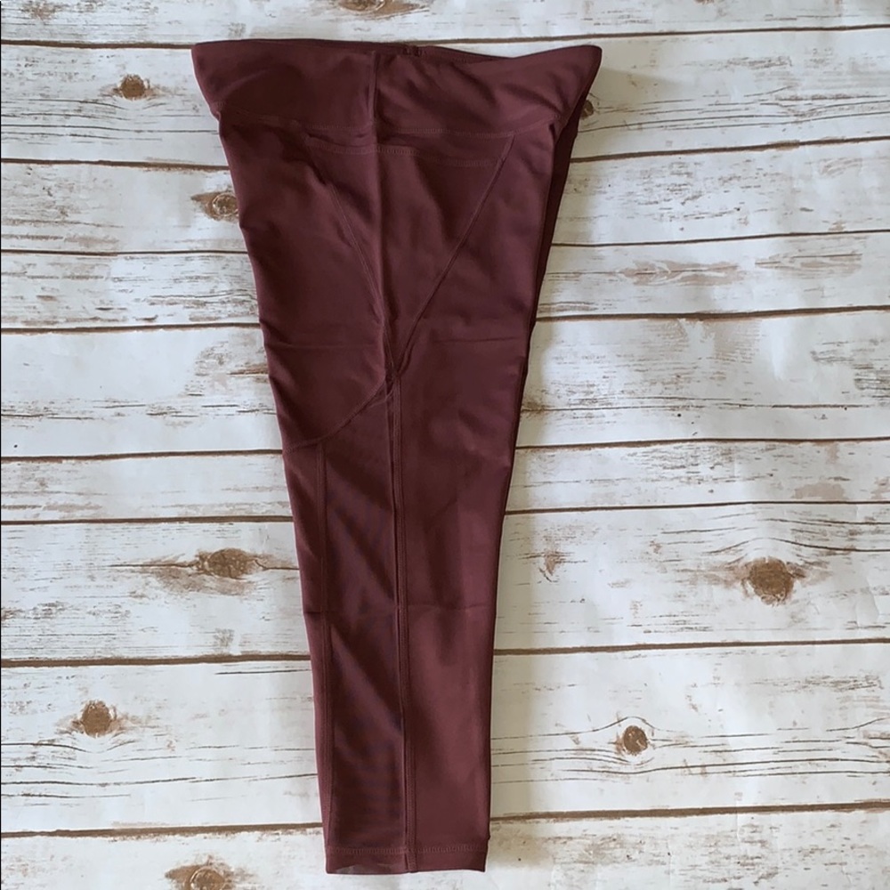 Mono B Athletic Capri ❗️2 Left: S ❗️ - Picture 3 of 5
